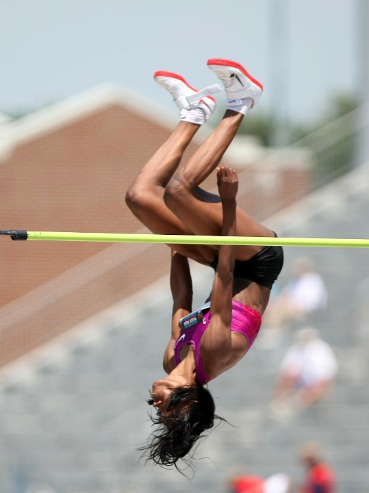 USTF Sat-018.JPG - 2010 USATF Track & Field Championships, June 24-27, Drake Stadium, Des Moines, Iowa.